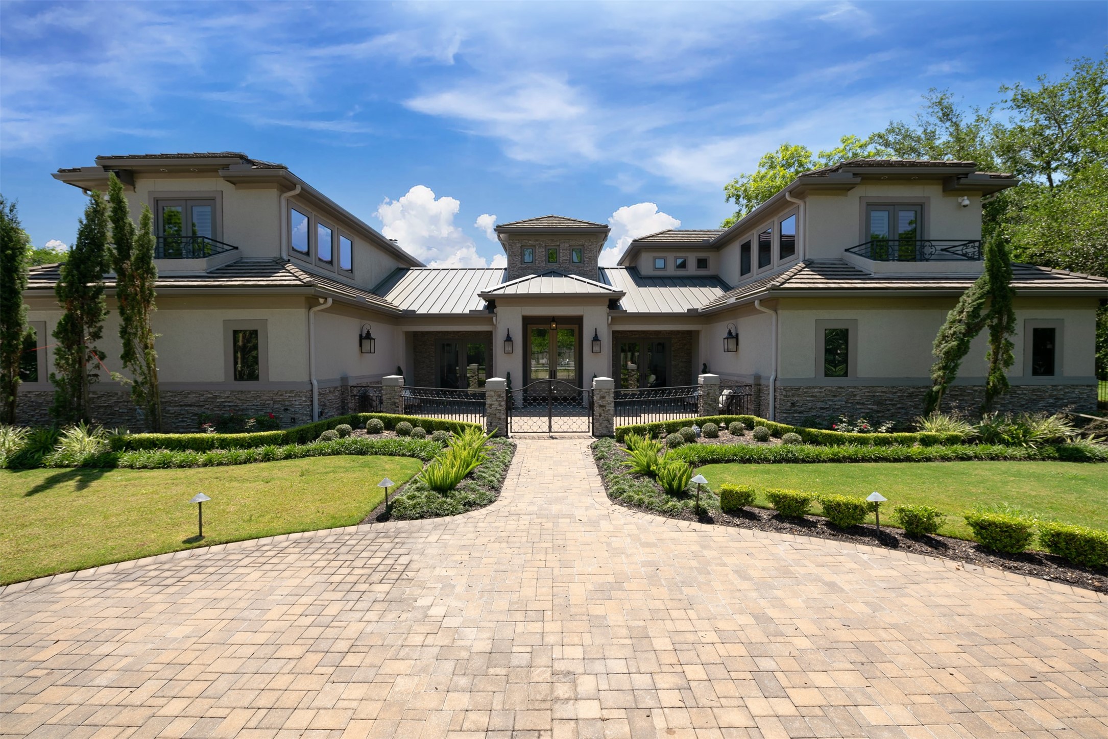 5402 Meadow Road Sugar Land TX 77479