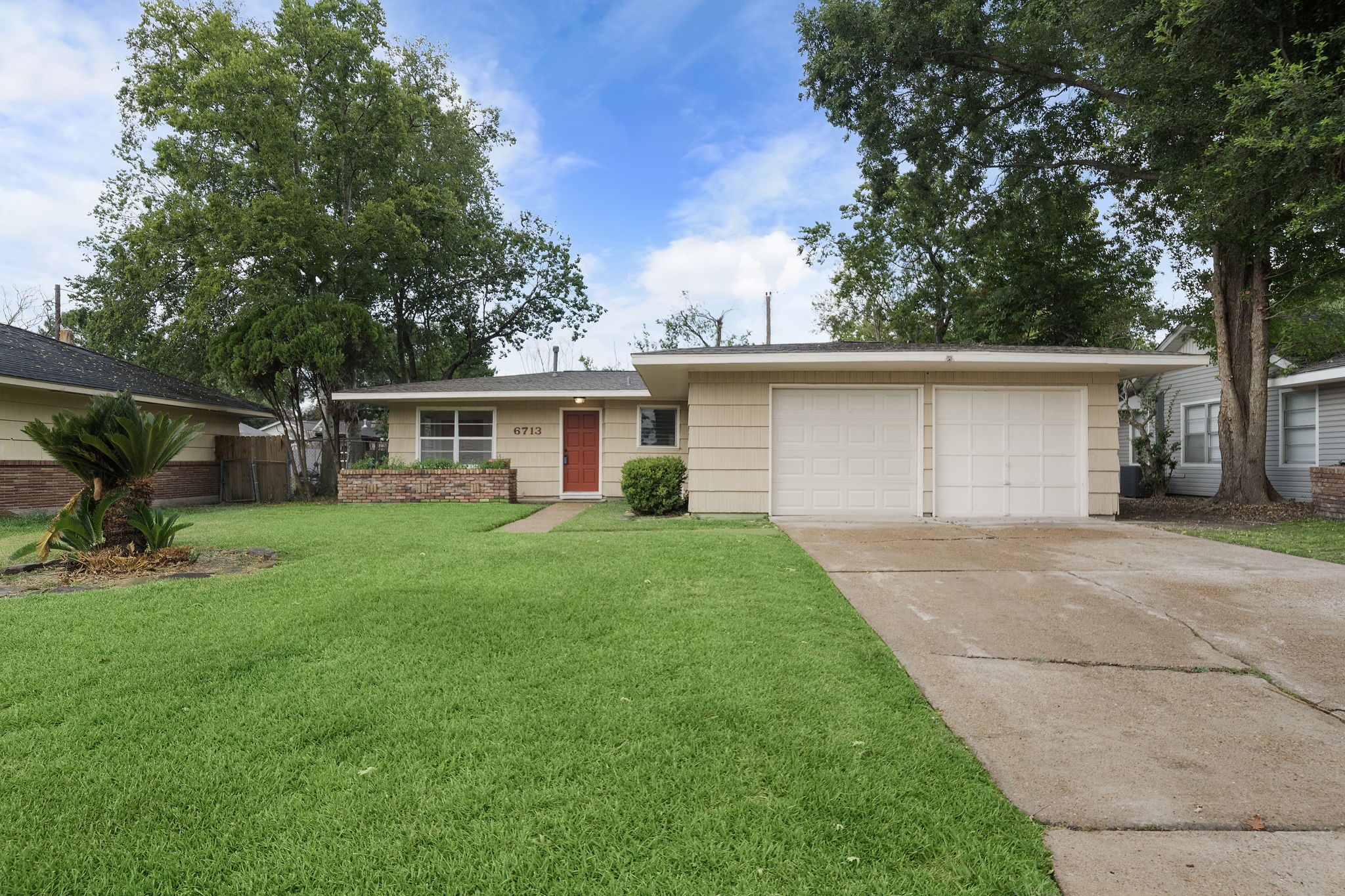 6713 Sharpcrest Street Houston TX 77074