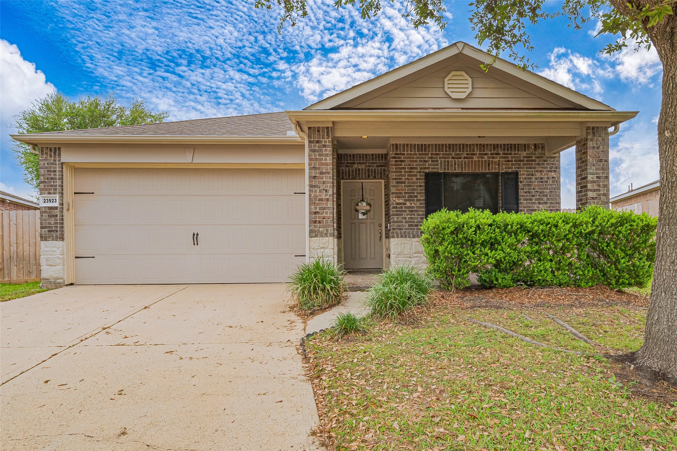 23923 N Newport Bend Circle Katy TX 77494