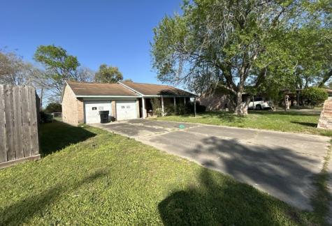 6315 Sandy Oaks Drive Houston TX 77050