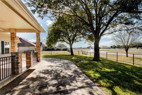 3327 River Bend Drive Rosenberg TX 77471