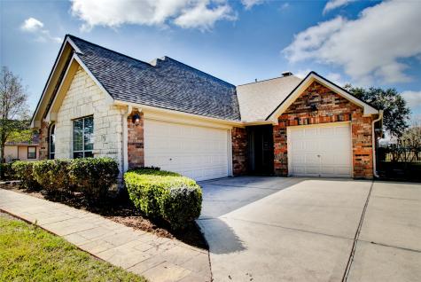 3327 River Bend Drive Rosenberg TX 77471