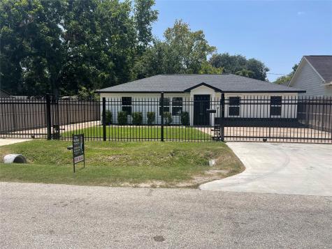 146 Soren Lane Houston TX 77076
