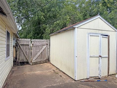 619 N Avenue C Freeport TX 77541