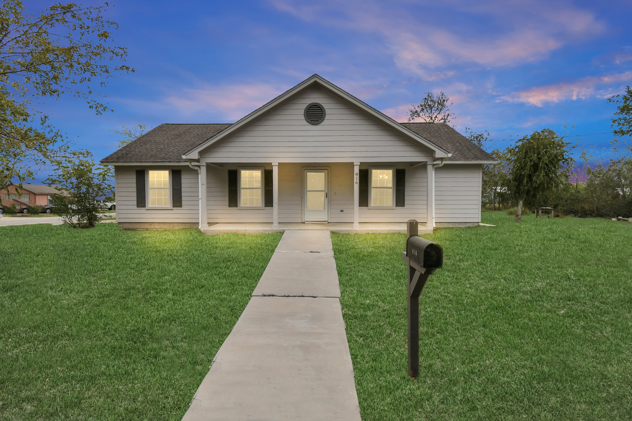 816 Erie Street Edna TX 77957