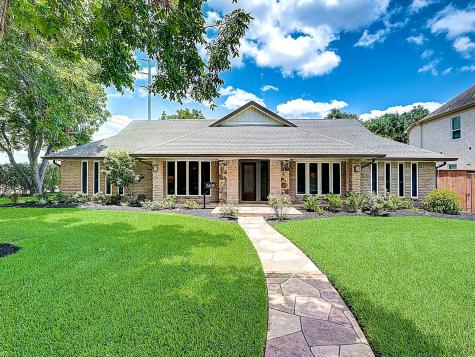 5424 Braeburn Drive Bellaire TX 77401