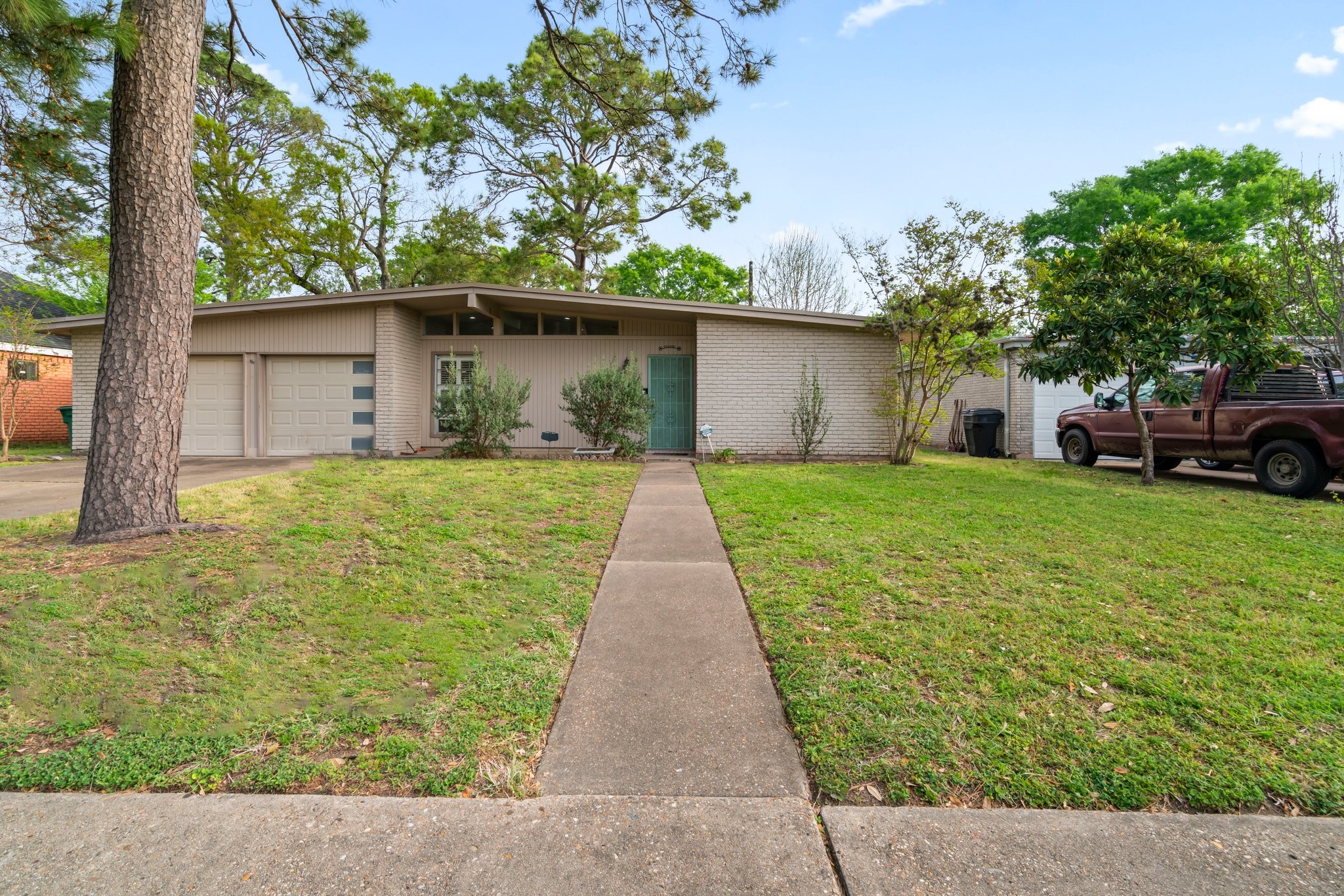 7210 Mobud Drive Houston TX 77074