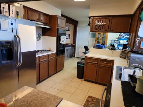 3 Ivy Court Jones Creek TX 77541
