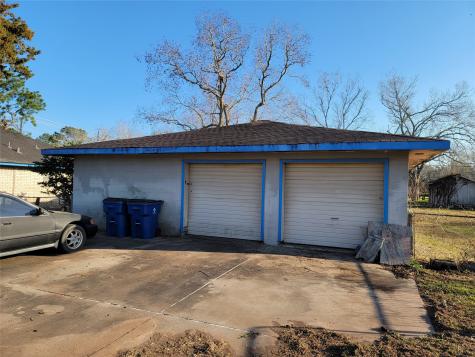 3 Ivy Court Jones Creek TX 77541
