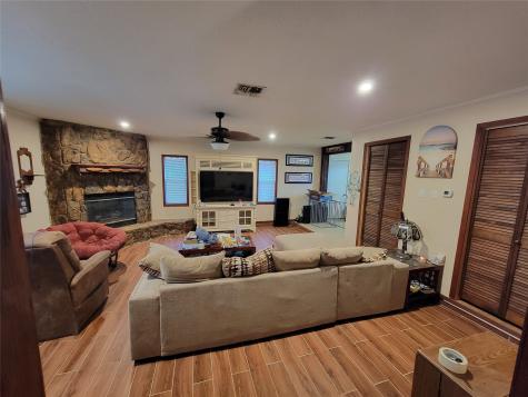 3 Ivy Court Jones Creek TX 77541