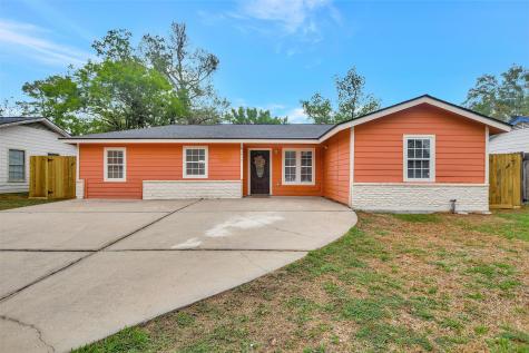9211 Oak Knoll Lane Houston TX 77078