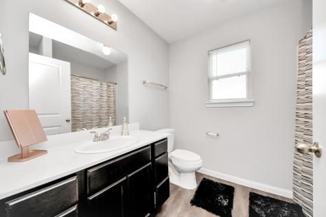 696 Road 5105 Cleveland TX 77327