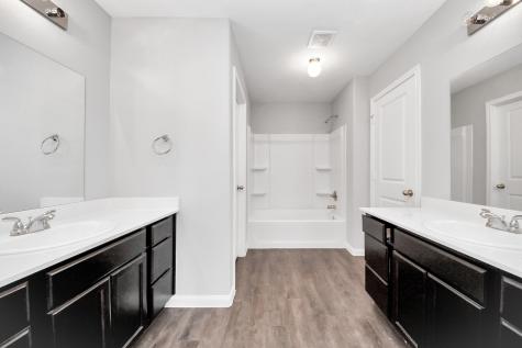 696 Road 5105 Cleveland TX 77327