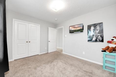 696 Road 5105 Cleveland TX 77327