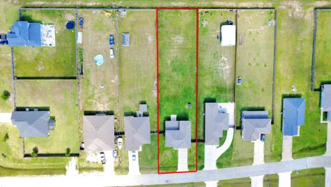 696 Road 5105 Cleveland TX 77327