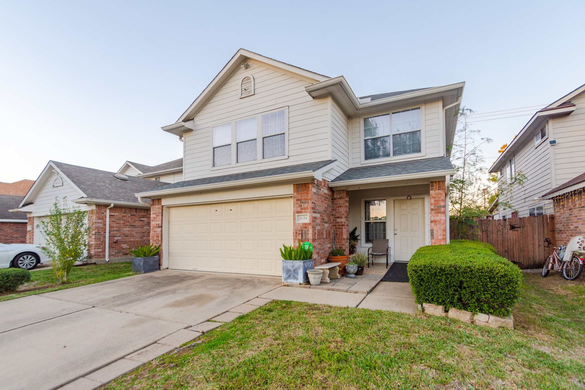 5038 Grasilla Drive Houston TX 77045