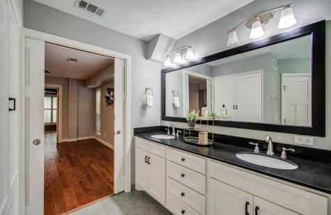 10523 Fawnview Drive Houston TX 77070