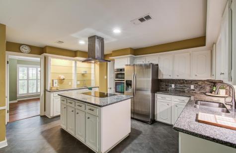 10523 Fawnview Drive Houston TX 77070