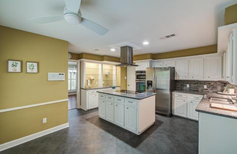 10523 Fawnview Drive Houston TX 77070