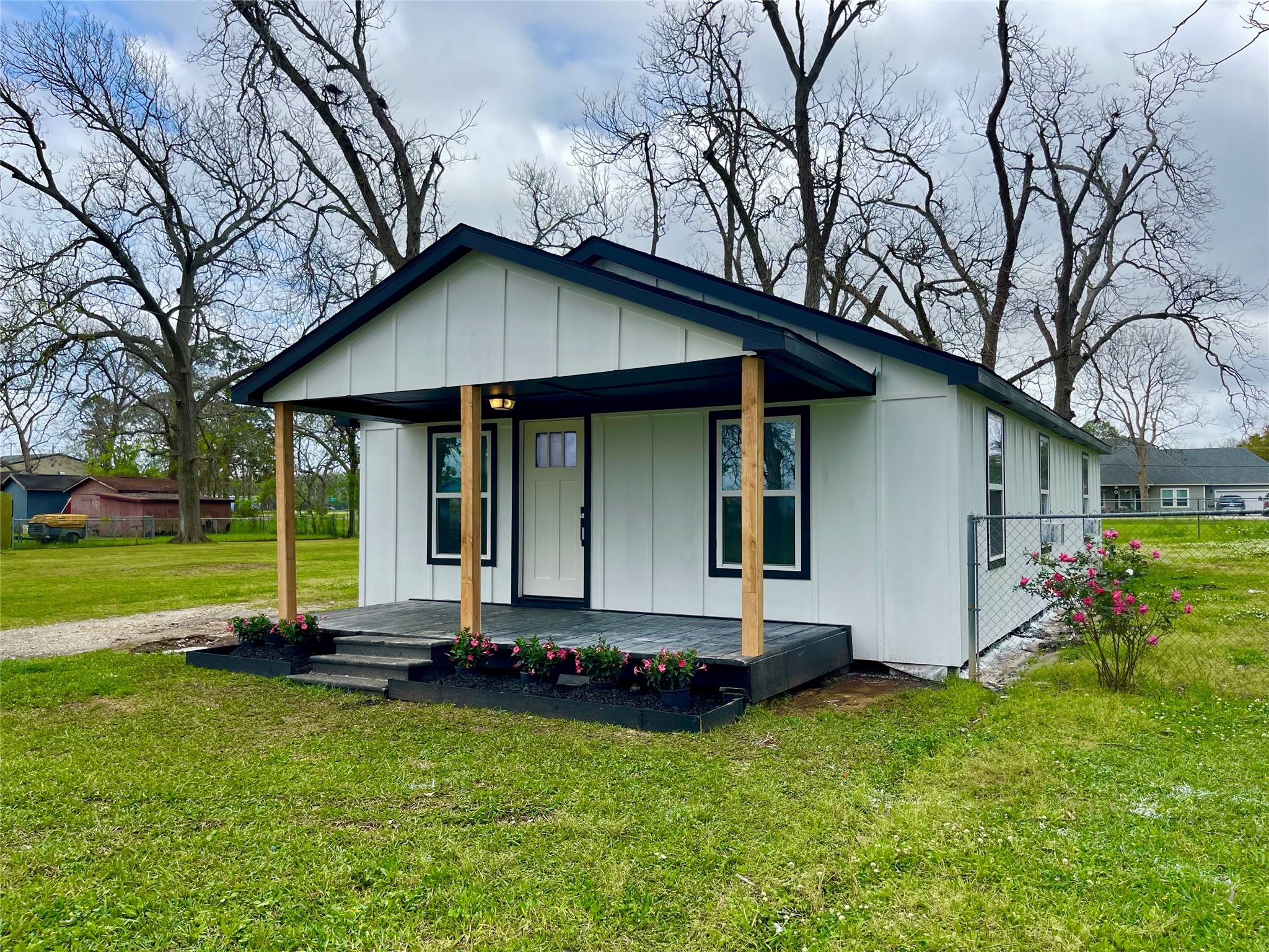 107 N Blunck Street Lake Jackson TX 77566
