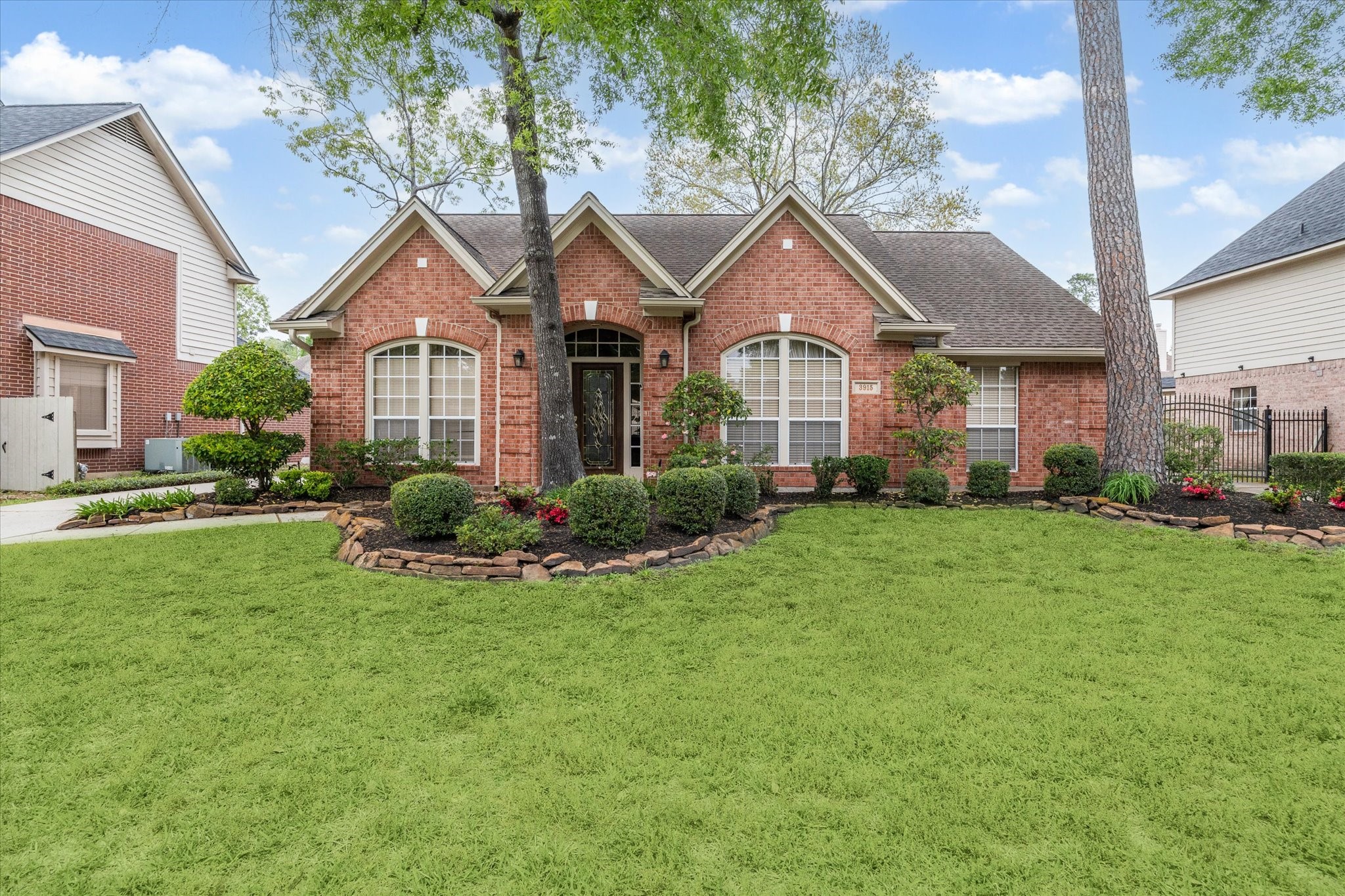 3915 Echo Mountain Drive Kingwood TX 77345