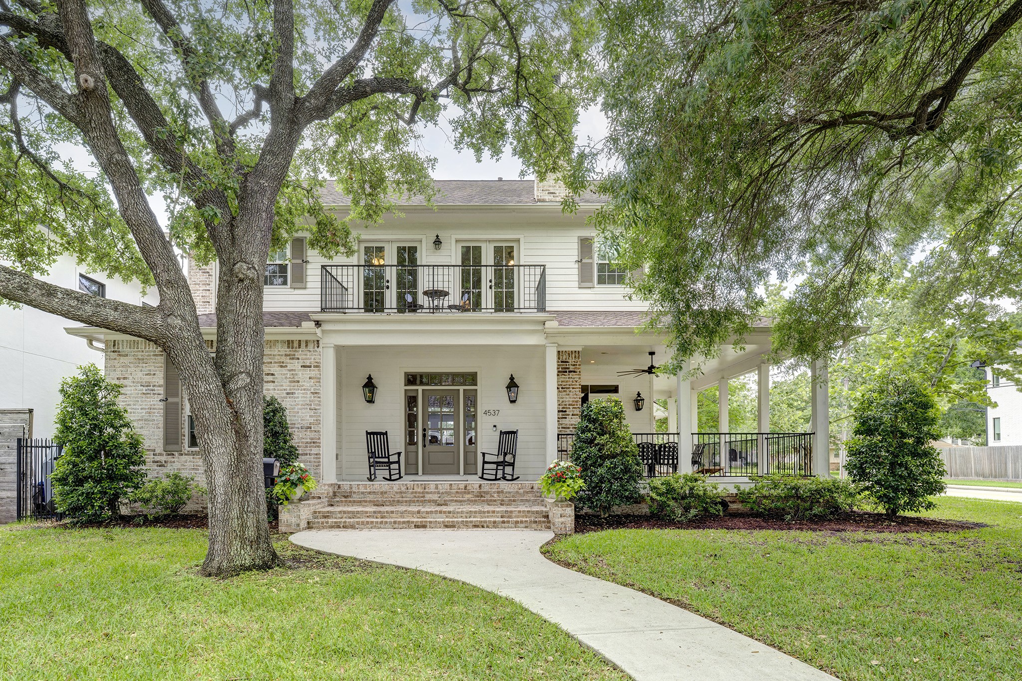 4537 Evergreen Street Bellaire TX 77401