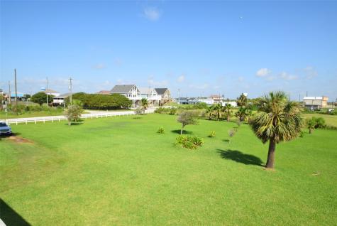 960 Alberdie Drive Crystal Beach TX 77650
