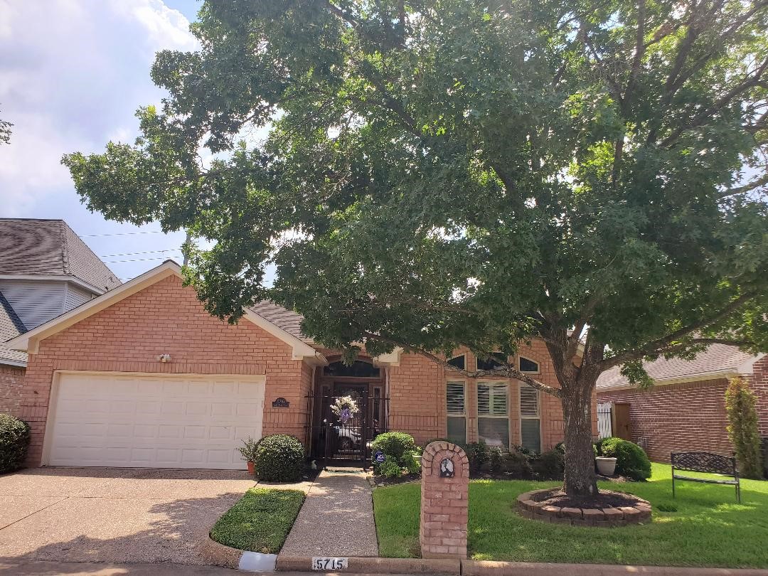 5715 Glen Mist Lane Houston TX 77069