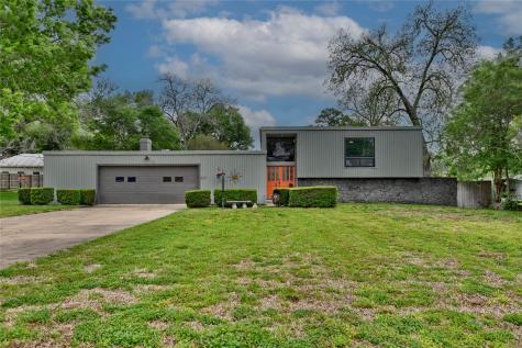 501 Sycamore Street Brenham TX 77833