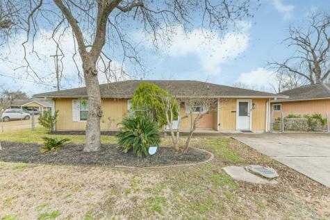802 Avenue F South Houston TX 77587