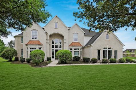 3 Rock Point Conroe TX 77304