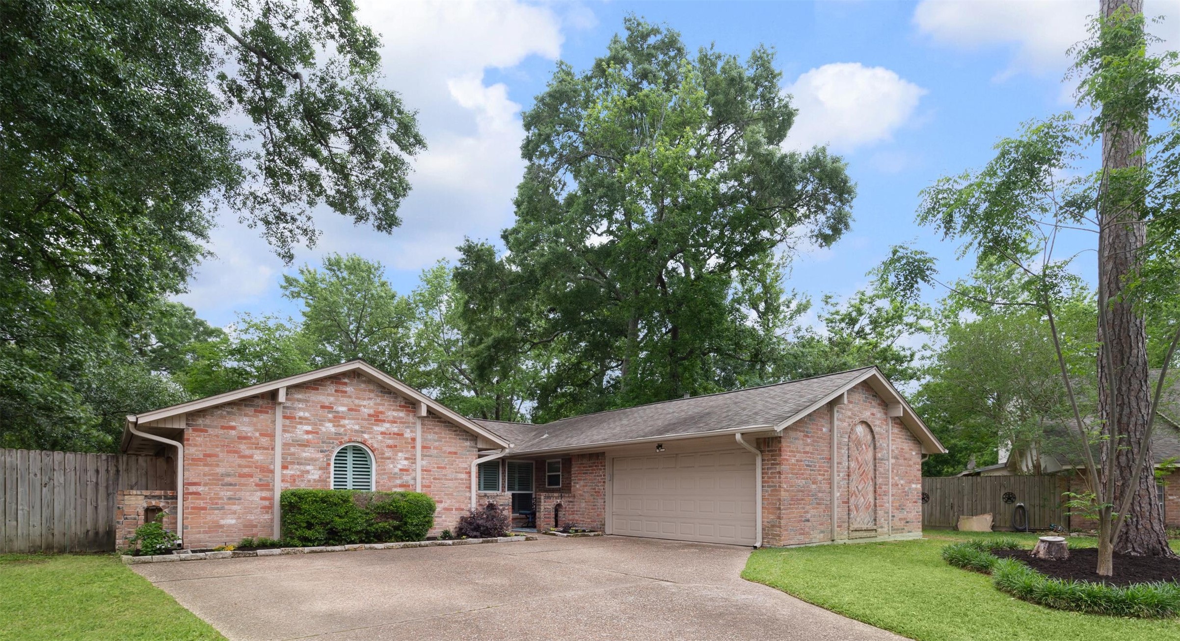 2310 Mast Court Kingwood TX 77339