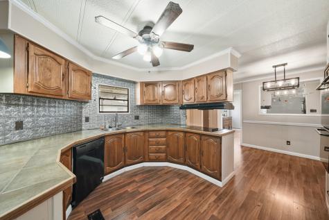 2611 1/2 Violet Street Pasadena TX 77503