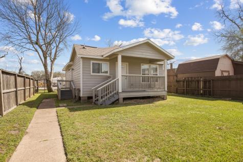 2611 1/2 Violet Street Pasadena TX 77503