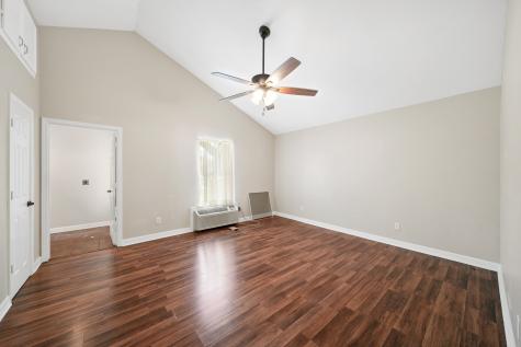 2611 1/2 Violet Street Pasadena TX 77503
