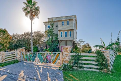 225 Rue Orleans Street Baytown TX 77520