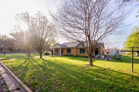 204 W Willow Street Grapeland TX 75844