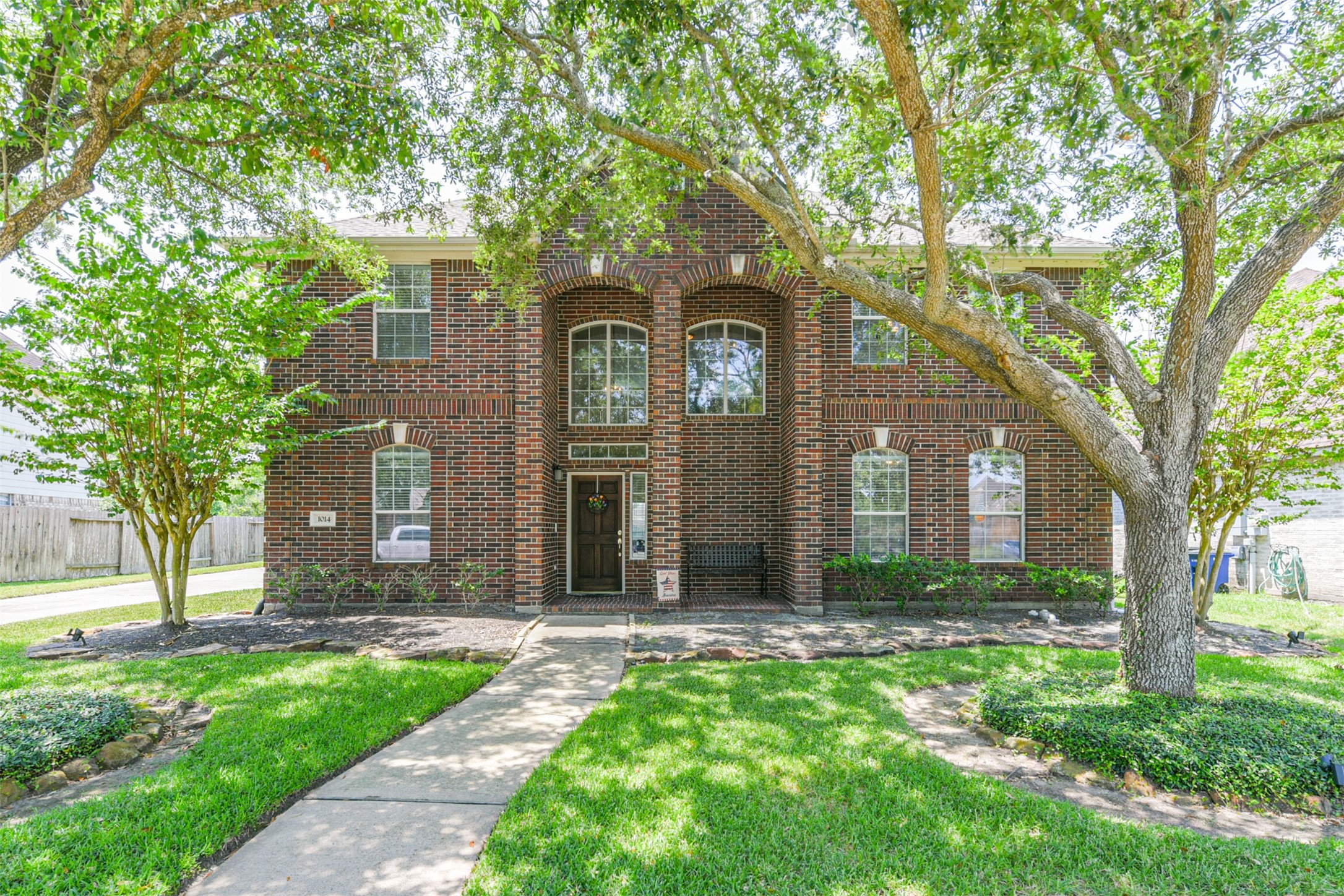 1014 Azalea Pointe League City TX 77573