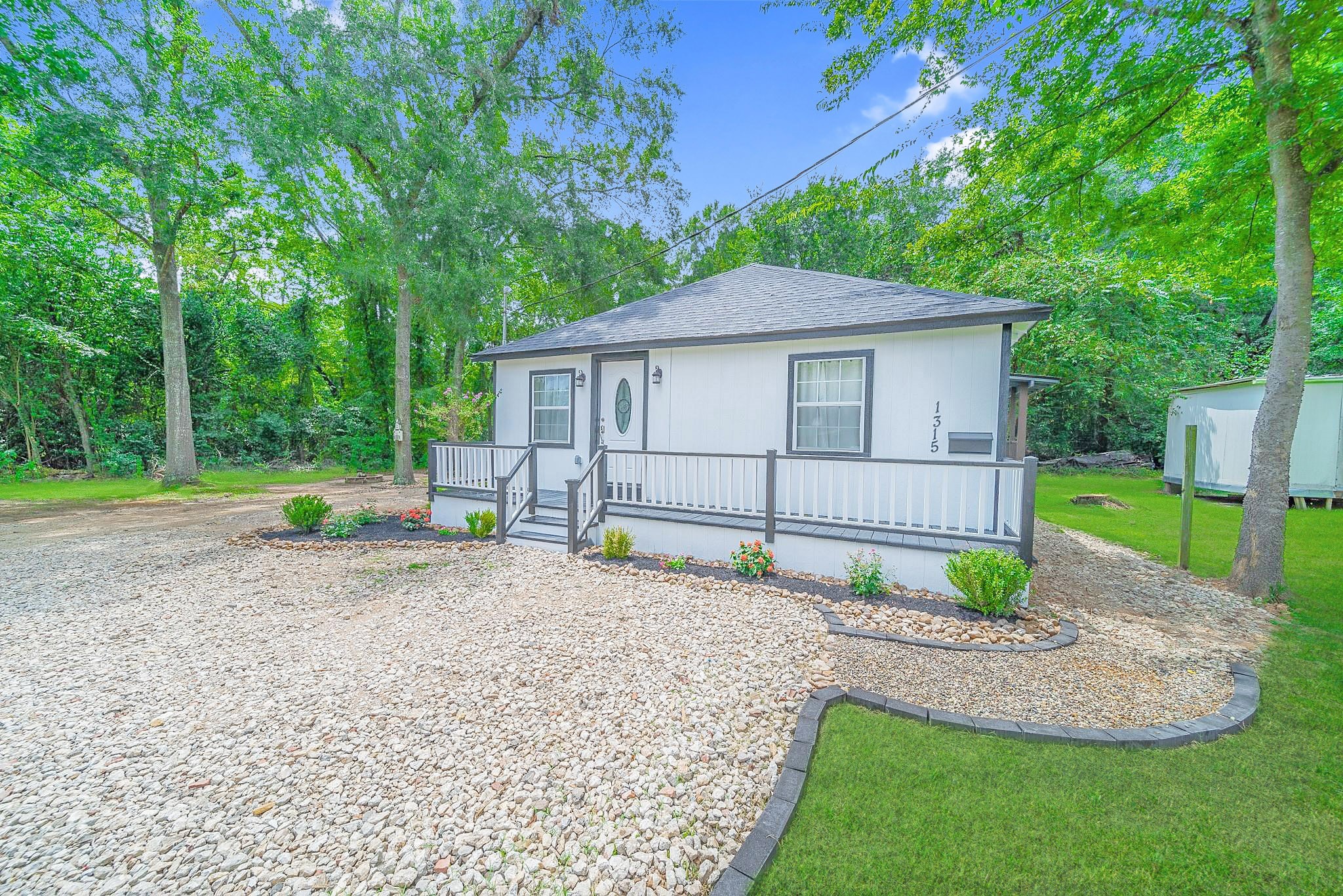 1315 N Roberson Street Conroe TX 77301