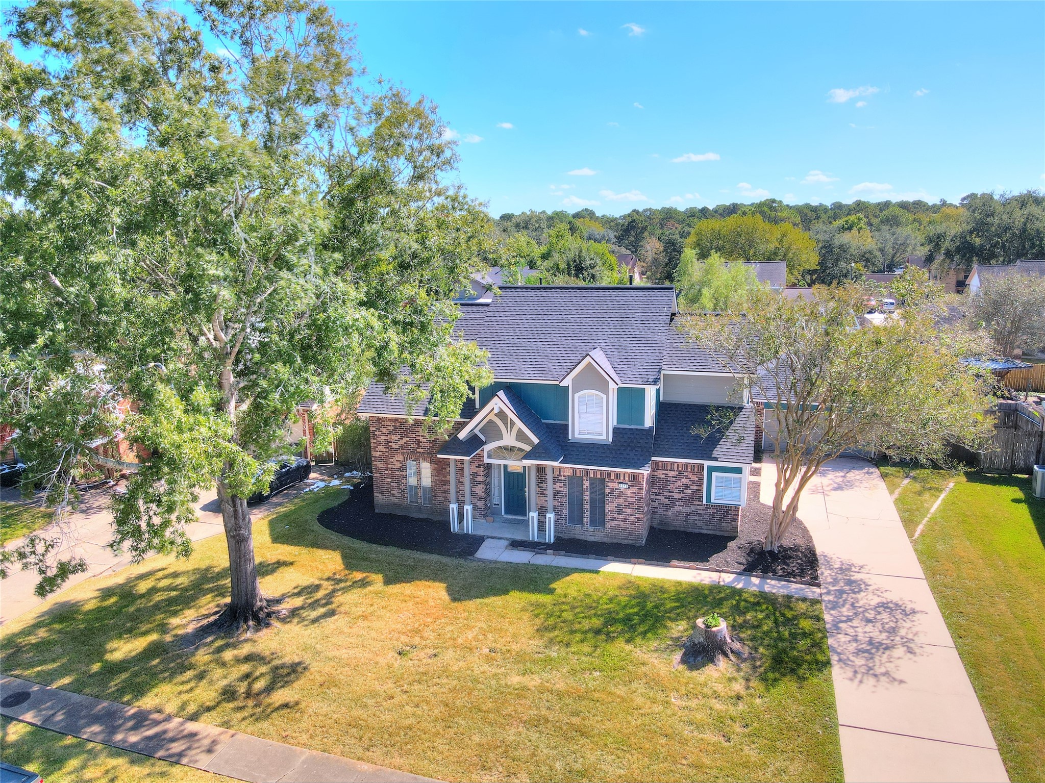 1012 Glenshannon Avenue Friendswood TX 77546