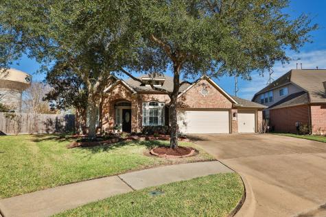 852 Shoal Pointe Lane League City TX 77573