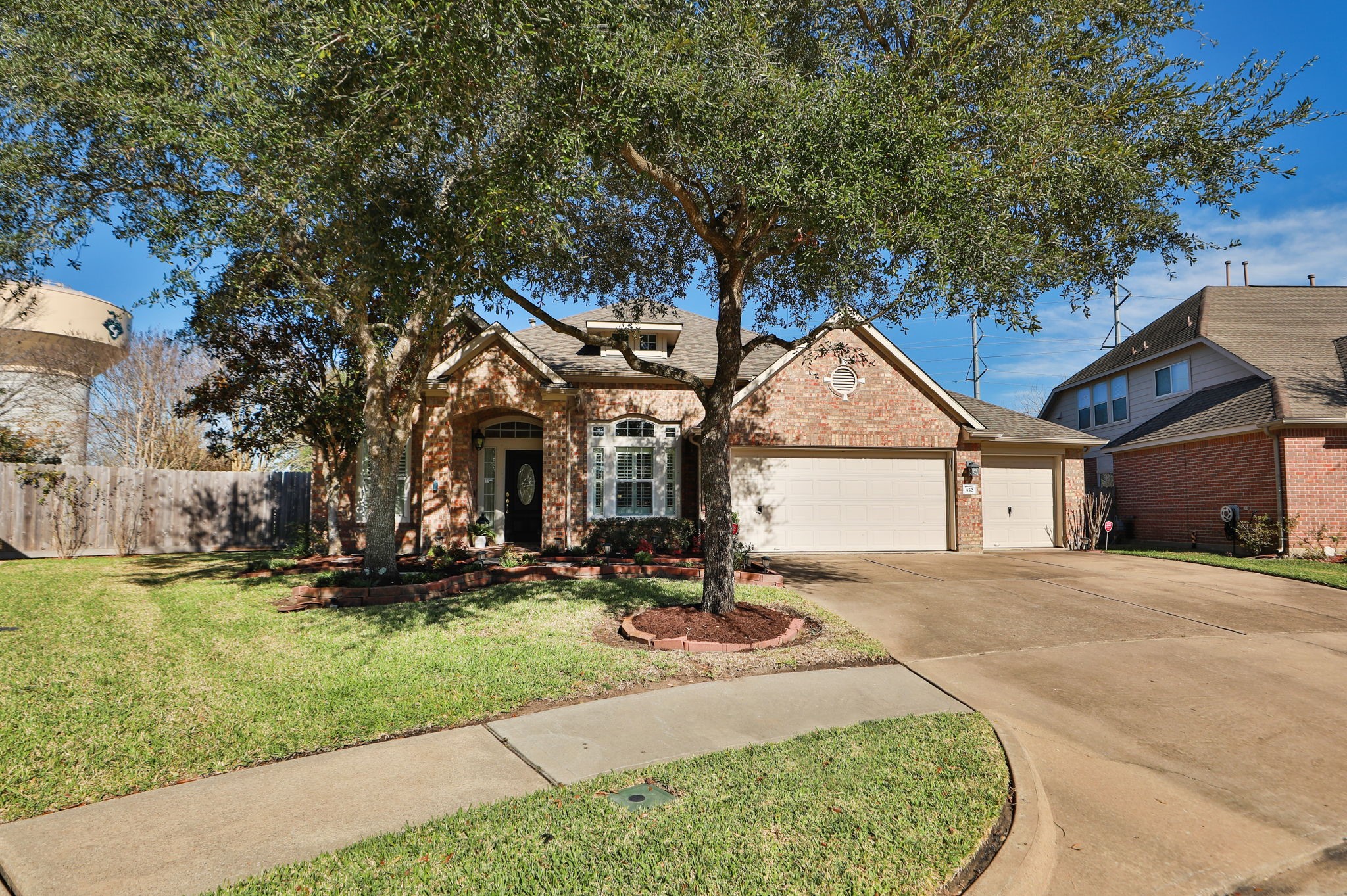 852 Shoal Pointe Lane League City TX 77573