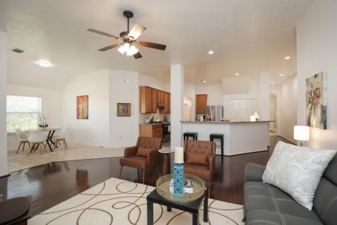 852 Shoal Pointe Lane League City TX 77573