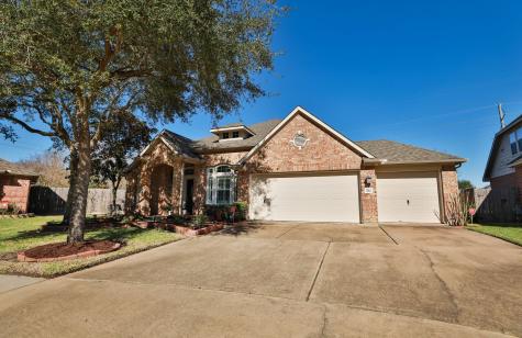 852 Shoal Pointe Lane League City TX 77573