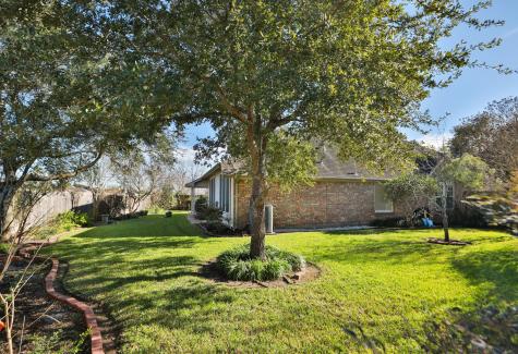 852 Shoal Pointe Lane League City TX 77573