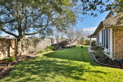 852 Shoal Pointe Lane League City TX 77573