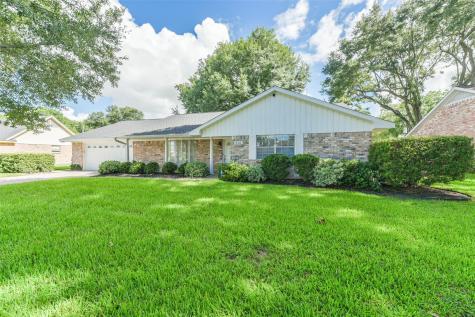 3411 Nottingham Street Pearland TX 77581