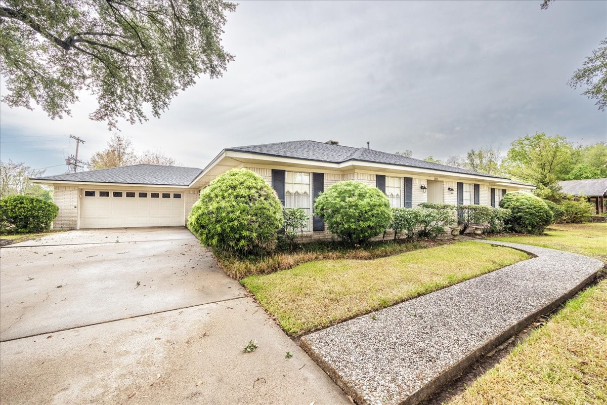 2012 Melwood Drive Orange TX 77630