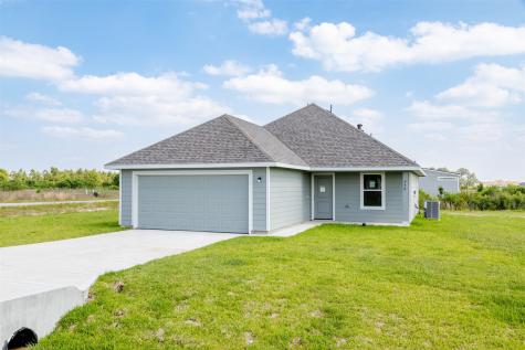 990 Road 5501 Cleveland TX 77327