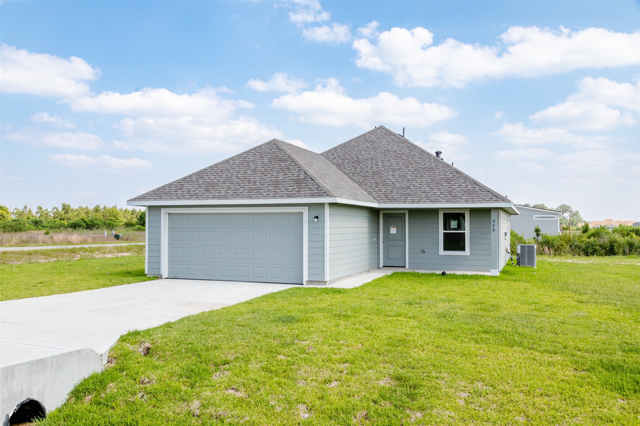 990 Road 5501 Cleveland TX 77327